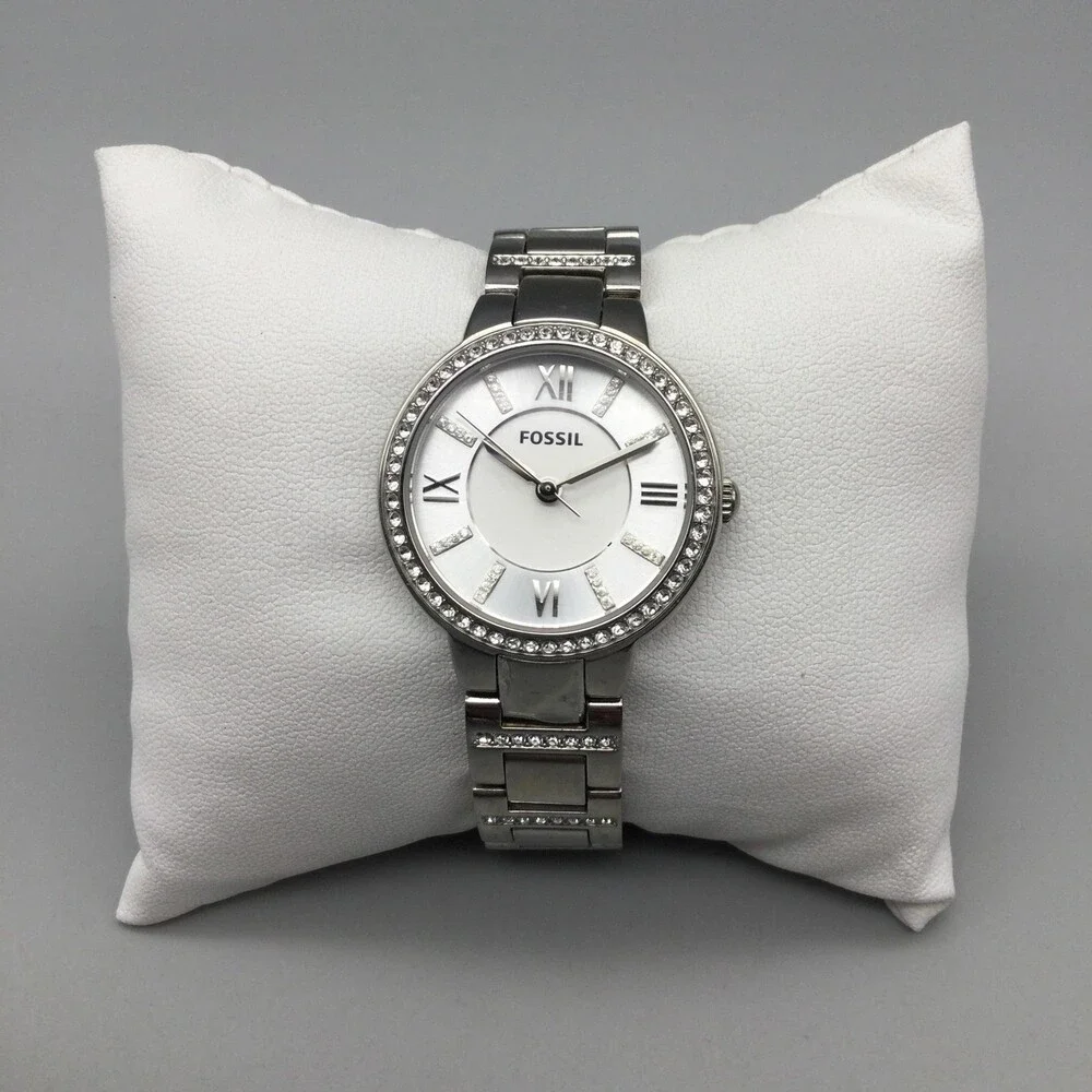 Fossil Womens Watch 29mm Silver Tone Crystals Stainless ES3292 New Battery 6.25